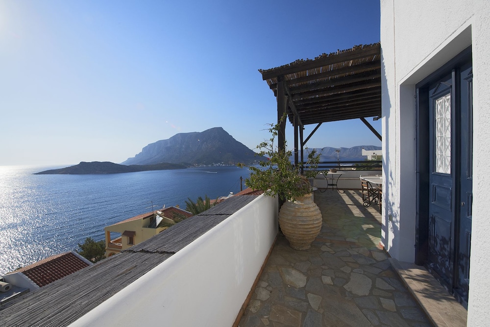 Blue Dawn Kalymnos 46/50