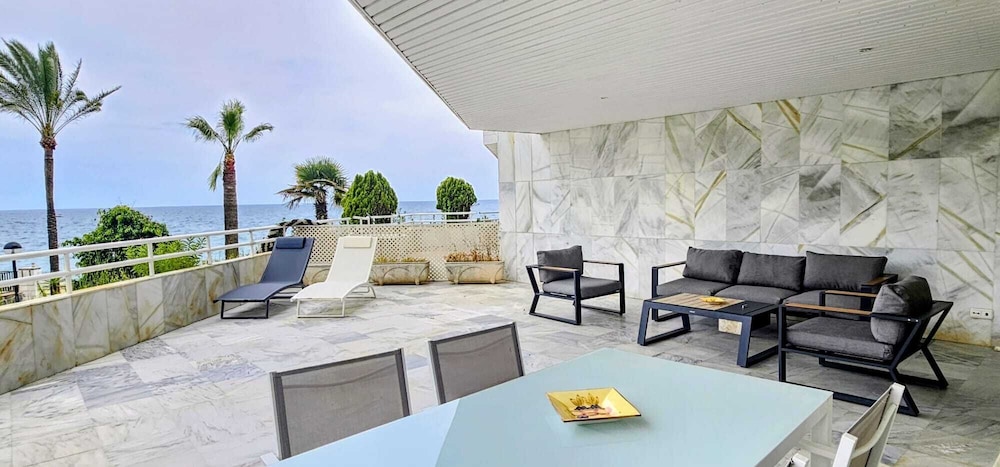 Coral Beach Aparthotel 62/77