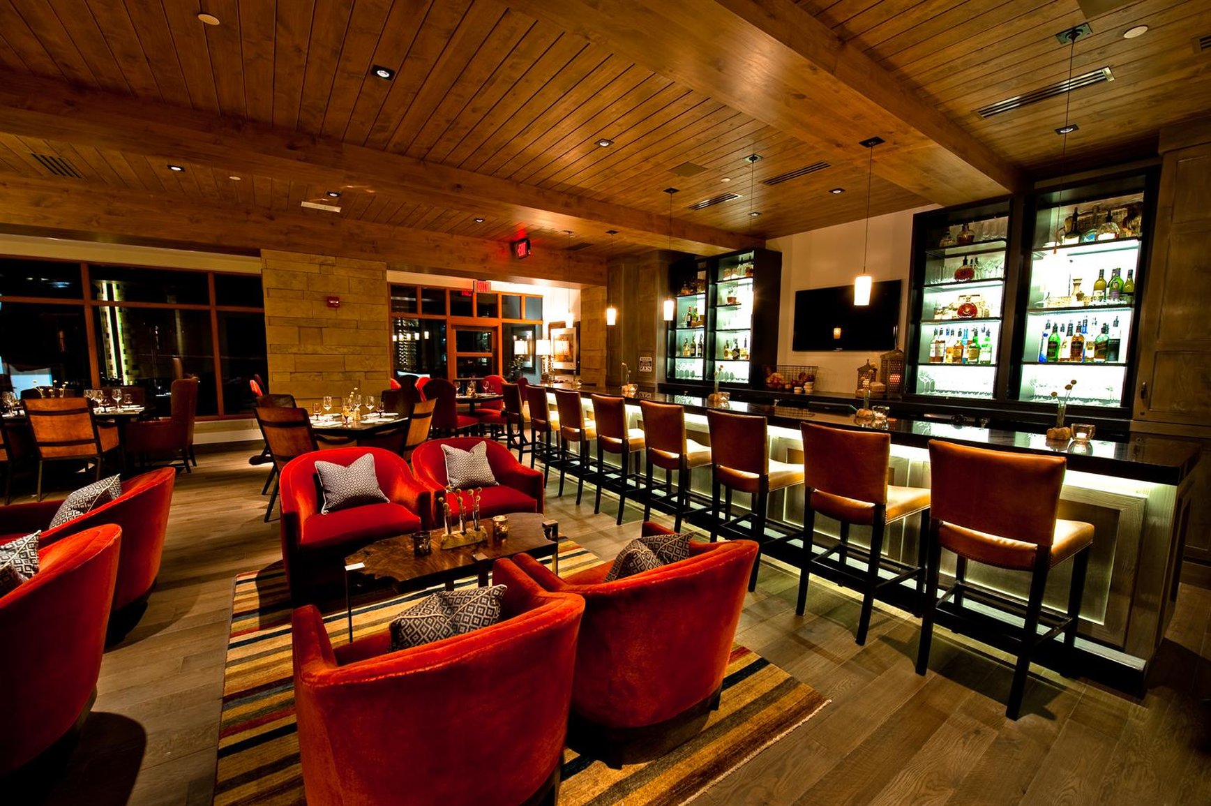 Grand Summit Hotel 62/78