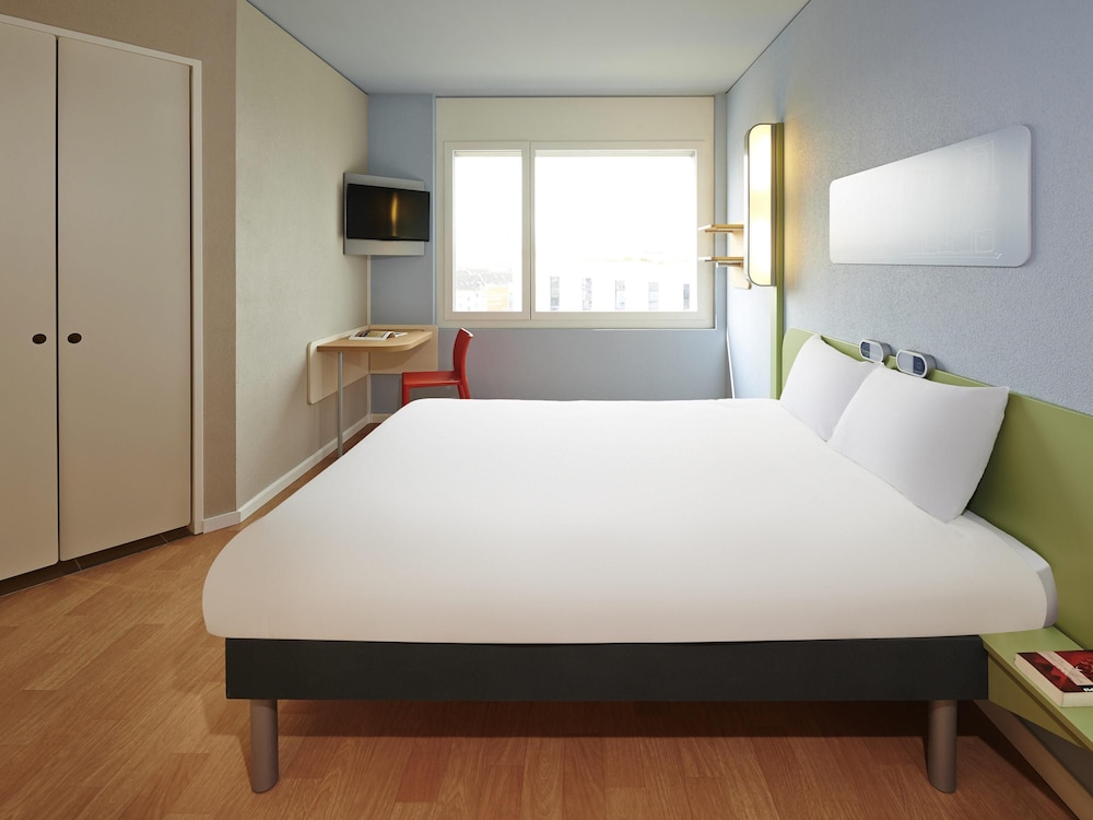 Ibis Budget Basel City 30/68