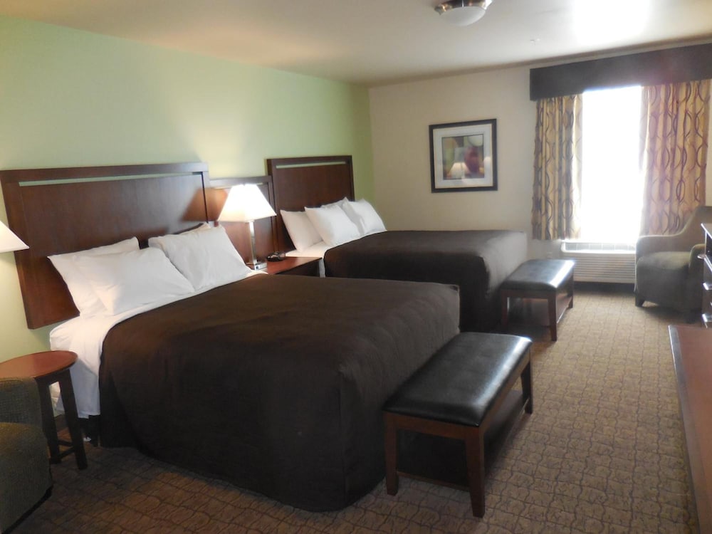 Ledgestone Hotel Vernal 19/63