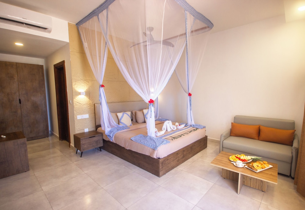 Reef & Beach Resort 12/50
