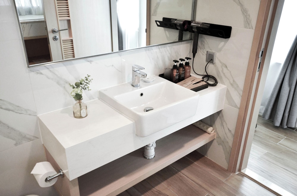 Eco Tree Hotel Causeway Bay 62/64
