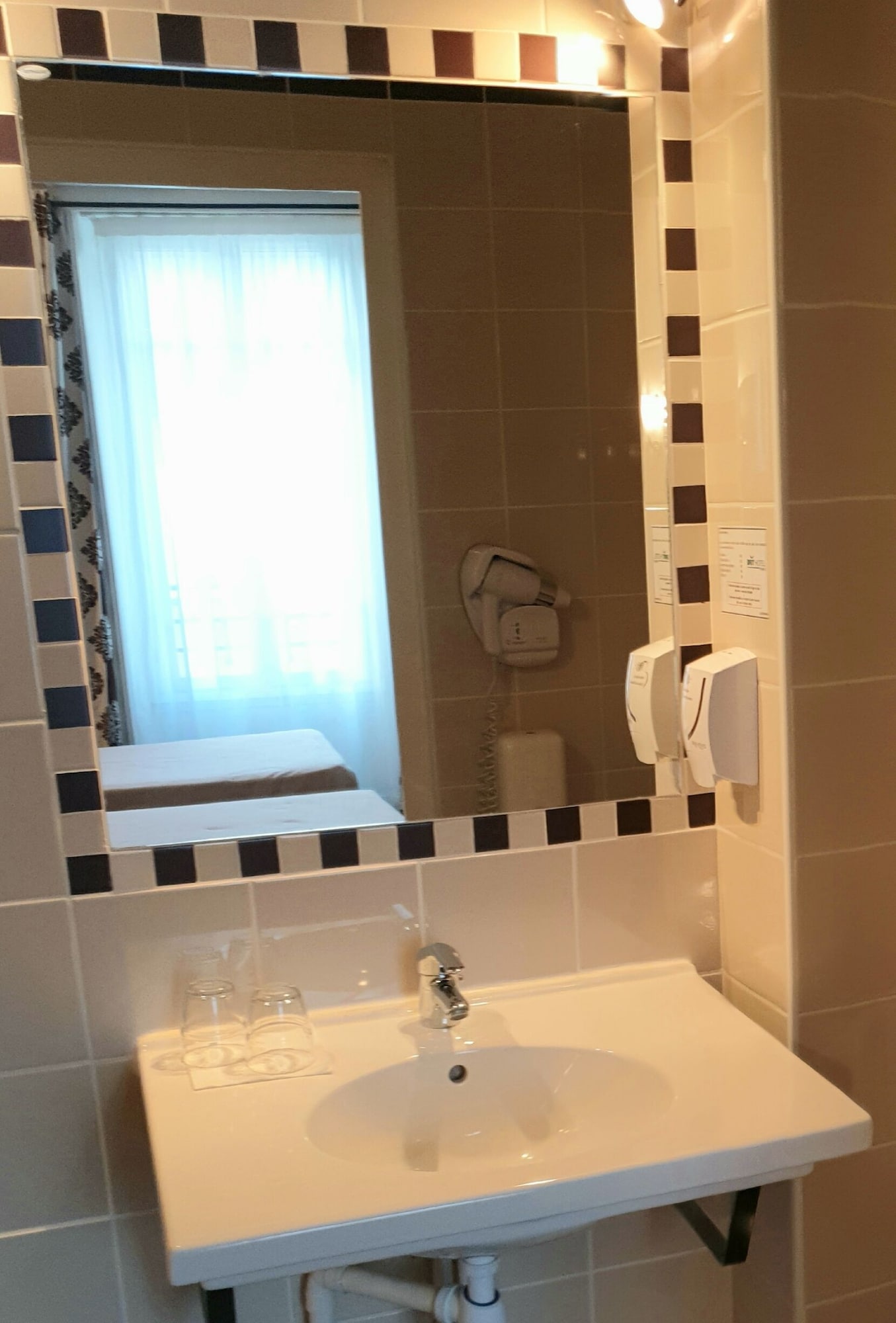 غرفة كومفورت بسريرين منفصلين بإطلالة على الحديقة، Inter Hotel Auclair 3/3
