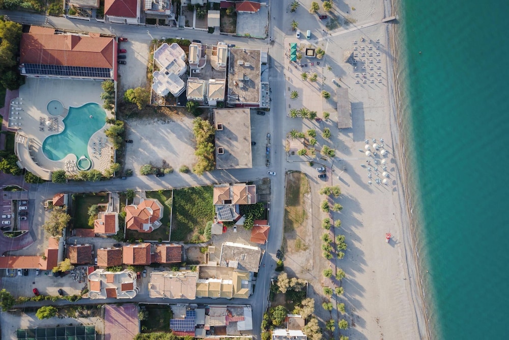 Alkyon Hotel Resort and Spa 72/77
