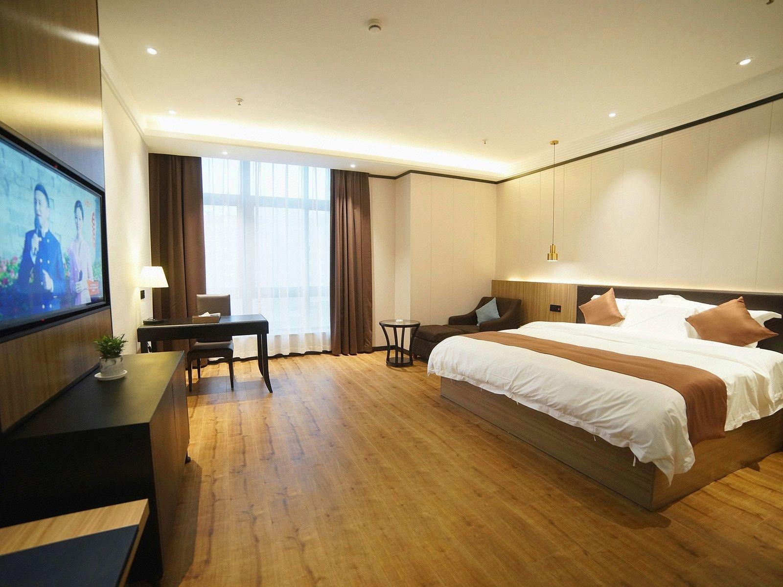 GYA City Wengang Road Railway Station Hotel 11/25