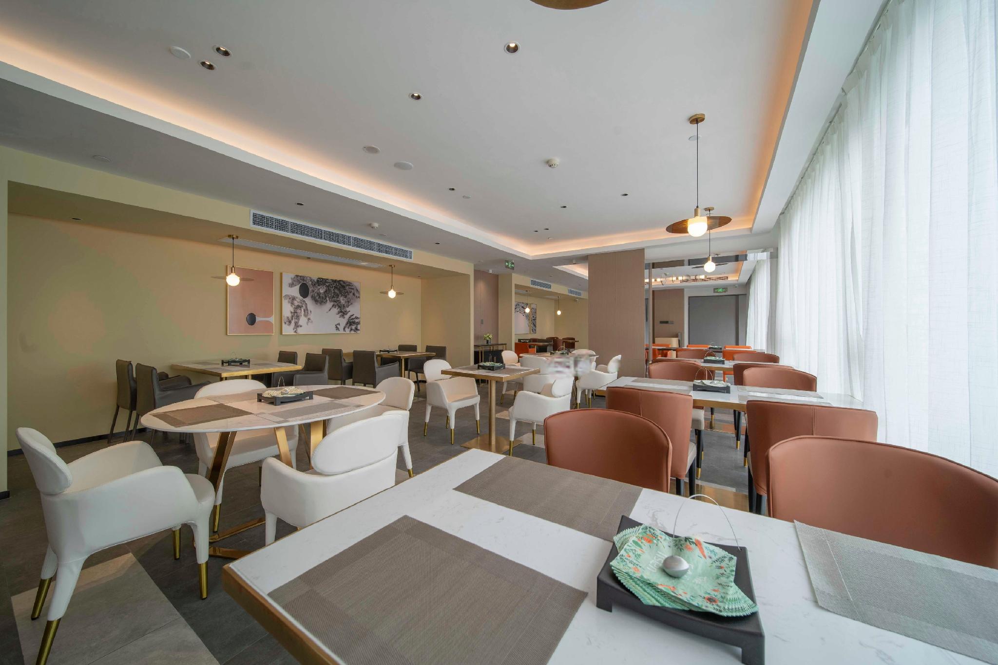 Kaiyuan Yiju Hotel (Xinchang Dafosi store) 40/47