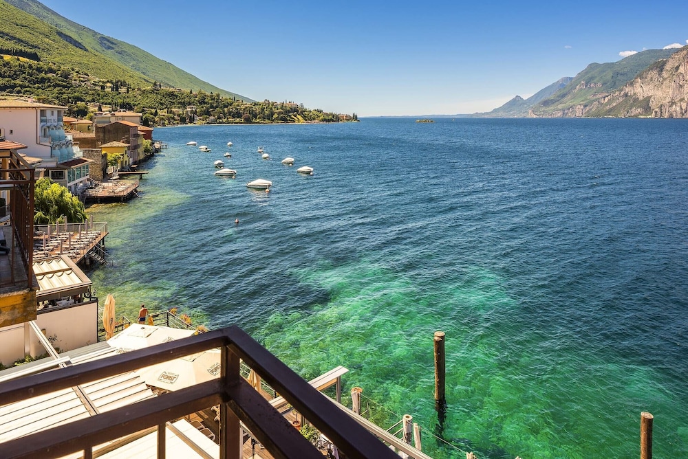 Hotel Malcesine 59/62