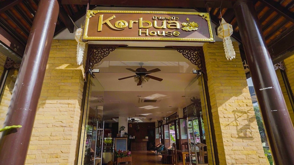 Korbua House 6/50