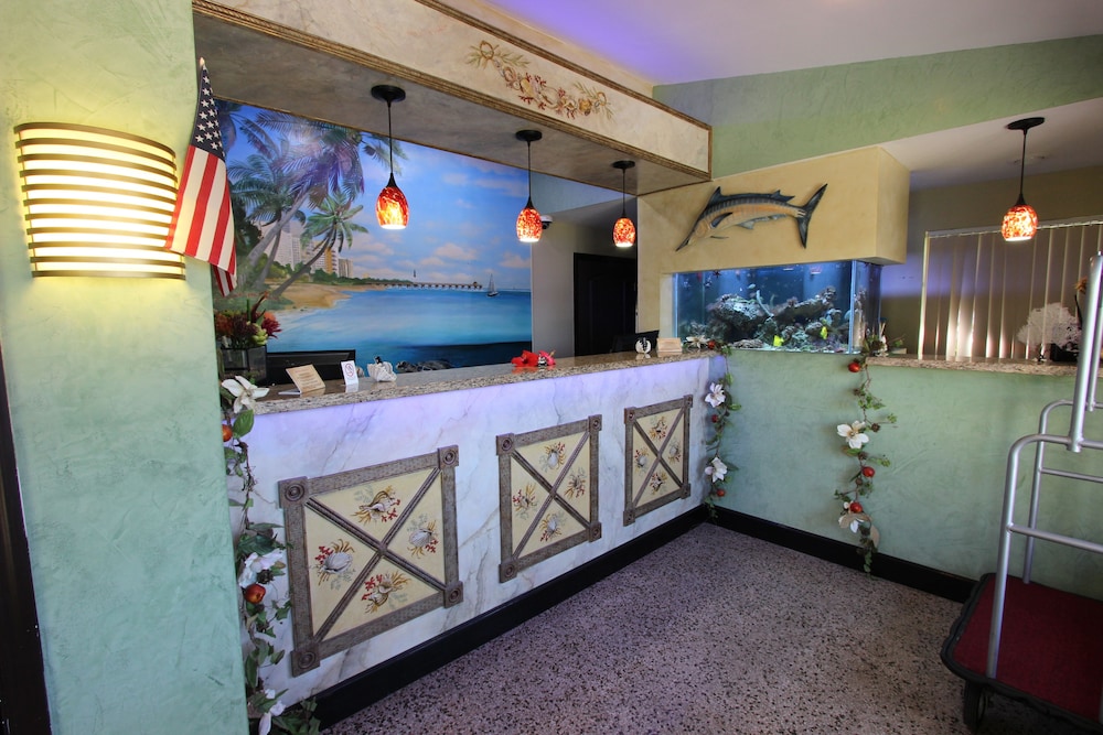 Oceans Beach Resort Suites 6/67