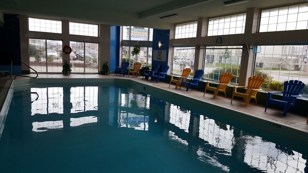 swimming pool spa