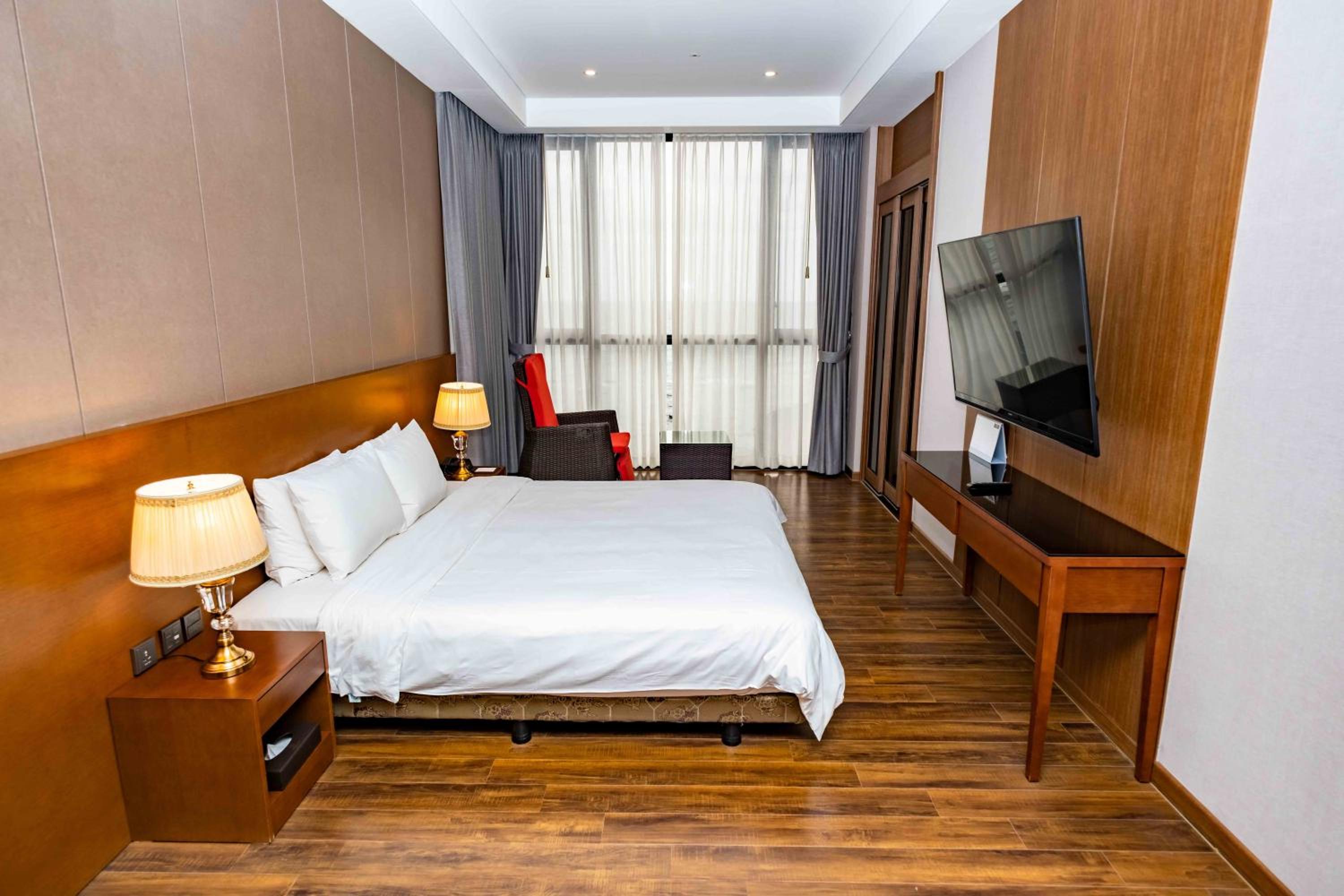 Royal, Ocean, Family, Suite, Dyne Oceano Hotel 3/10