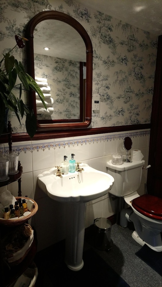 Stafford House Guest House 37/46