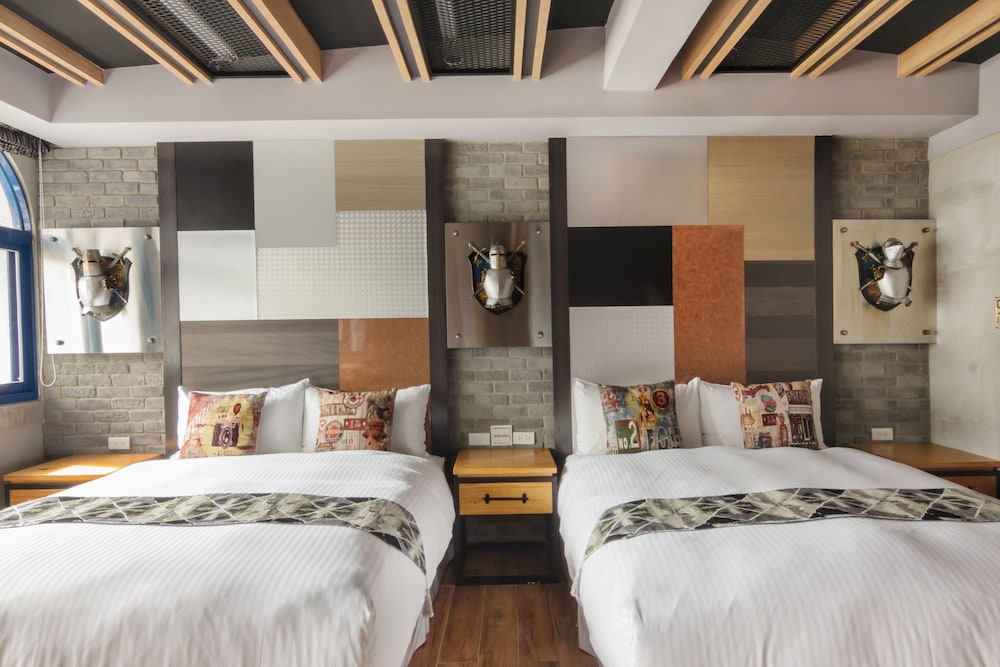 J.T World Funtrip B&B 16/44