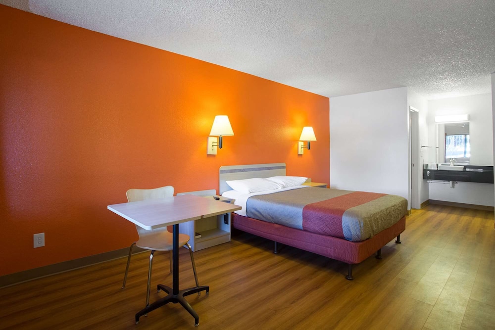 Motel6 Kingman, AZ - Route 66 West 27/43