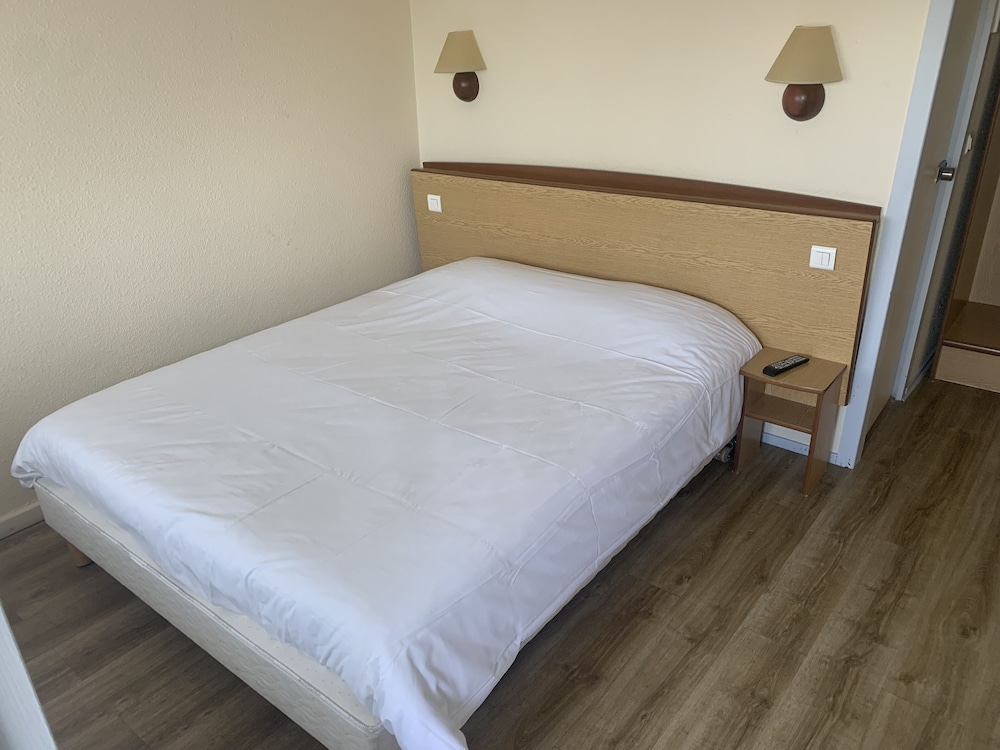 greet Hotel Chatellerault 8/43