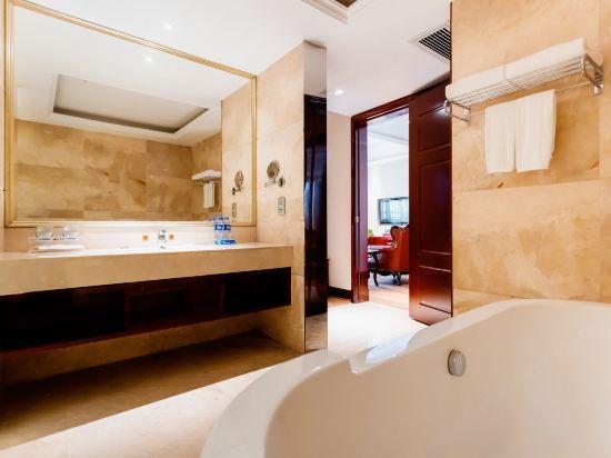 Oriental Bixi Hotel (Country Garden Alliance Zhongshan Branch) 51/53