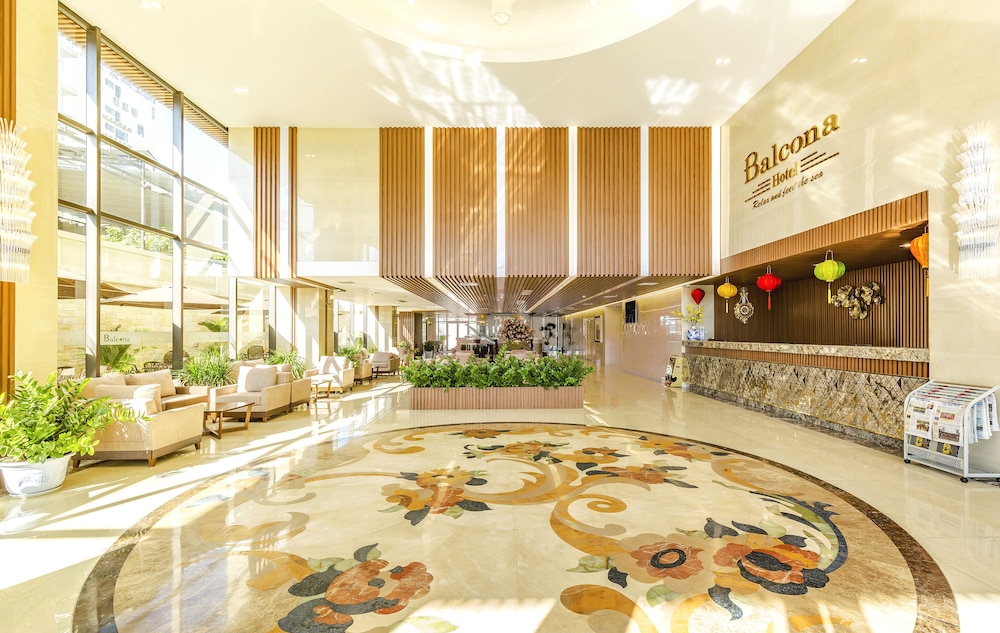 Balcona Hotel Da Nang 7/72