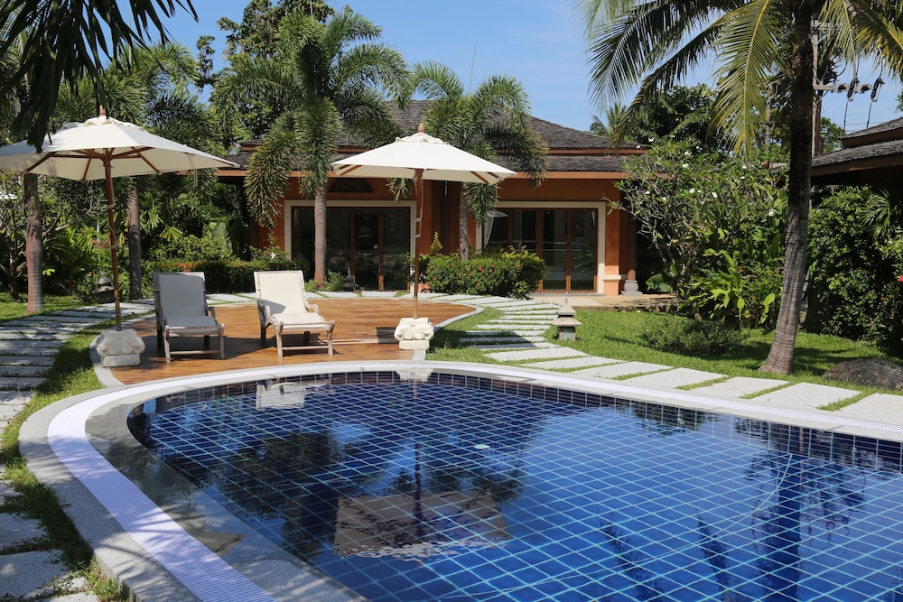 Laguna Villas Boutique Hotel 66/72