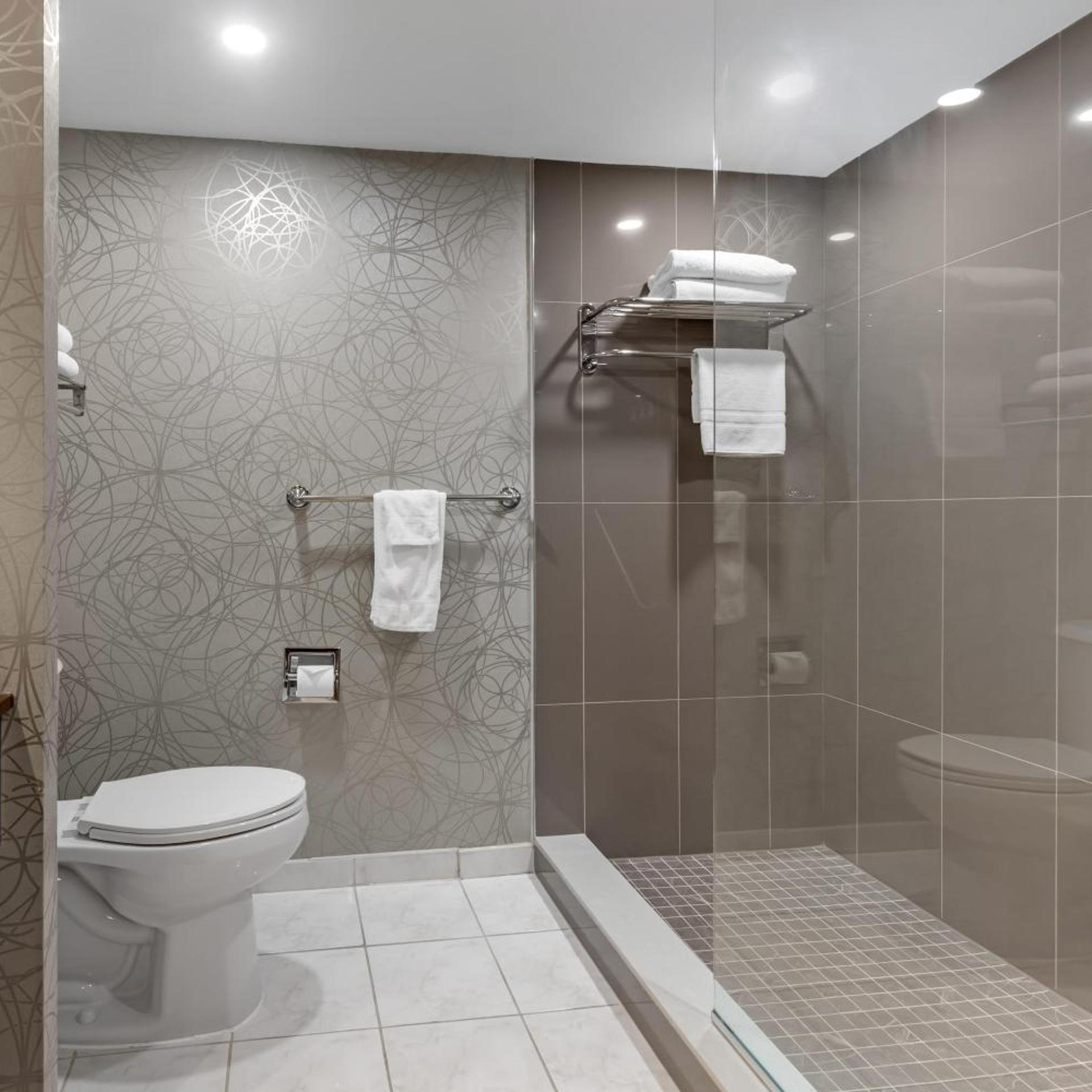 غرفة ديلوكس بسرير كوين، Best Western Plus The Arden Park Hotel 9/10