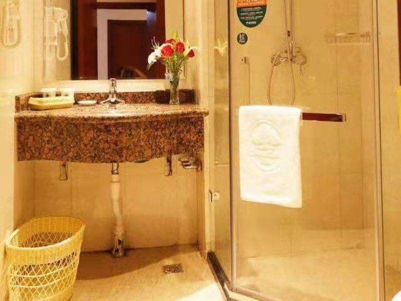 GreenTree Inn Chifeng Linxi Ronglin Homeland Express Hotel 15/15