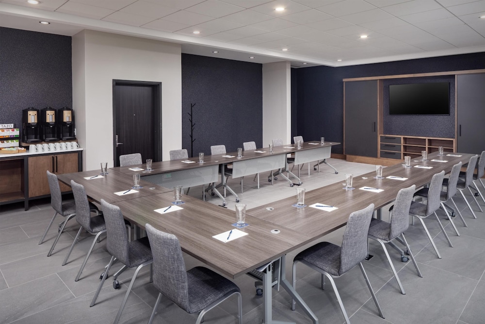 Hyatt House Royal Oak/Birmingham 31/42