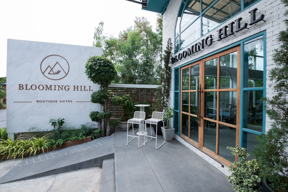Capital O 631 Blooming Hill Boutique Suites 2/50