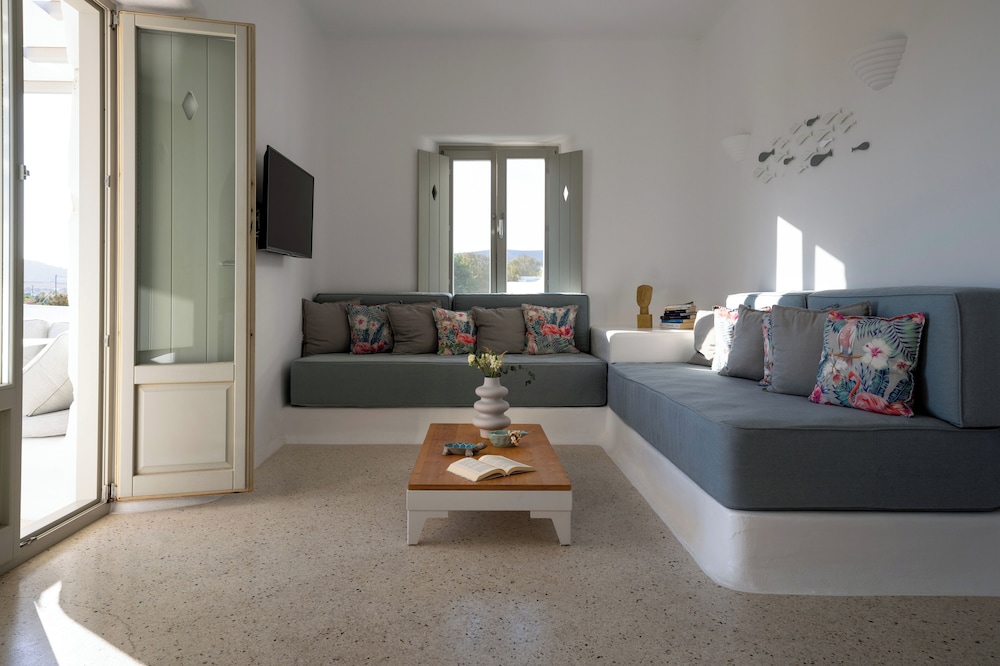 Angels Villas 24/50