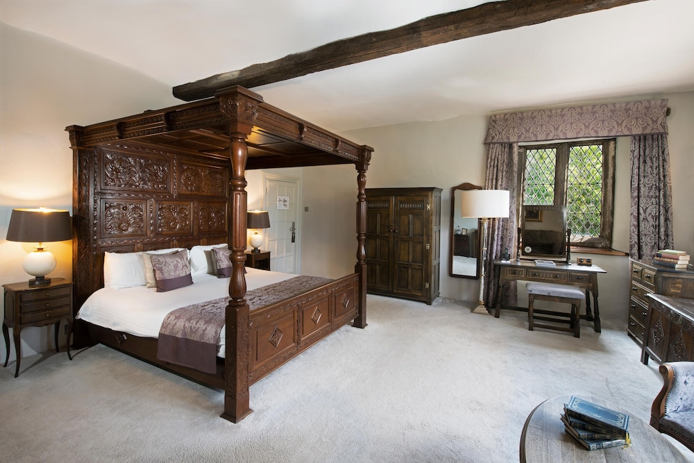 Four Poster, Double Bed