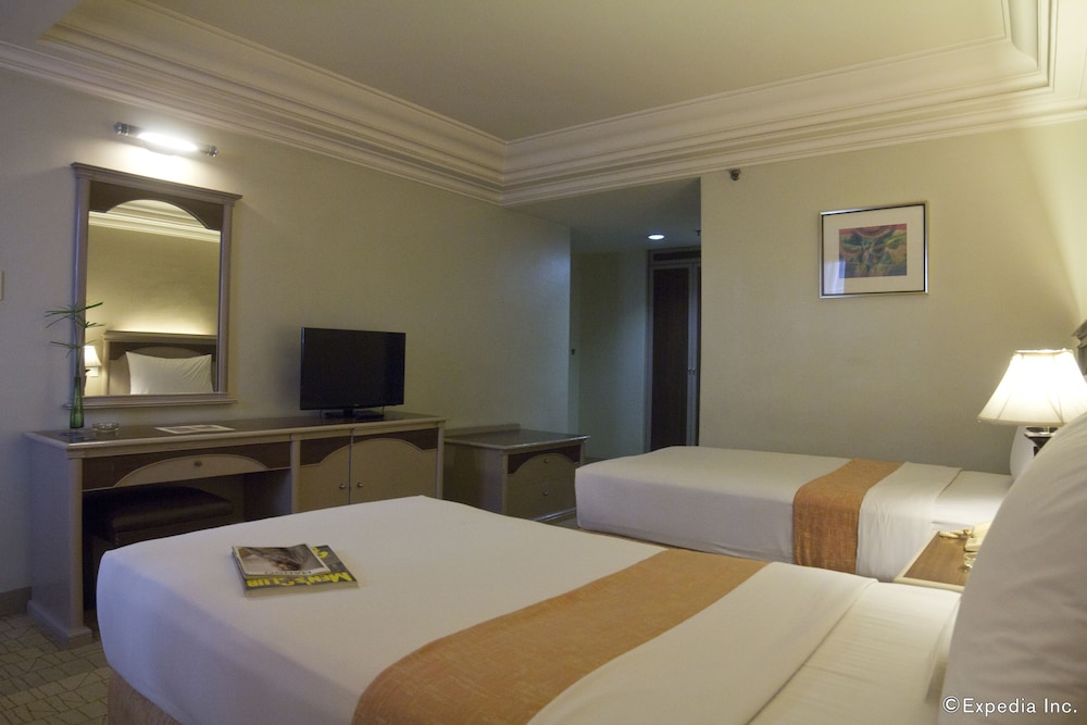 Riviera Mansion Hotel 32/45