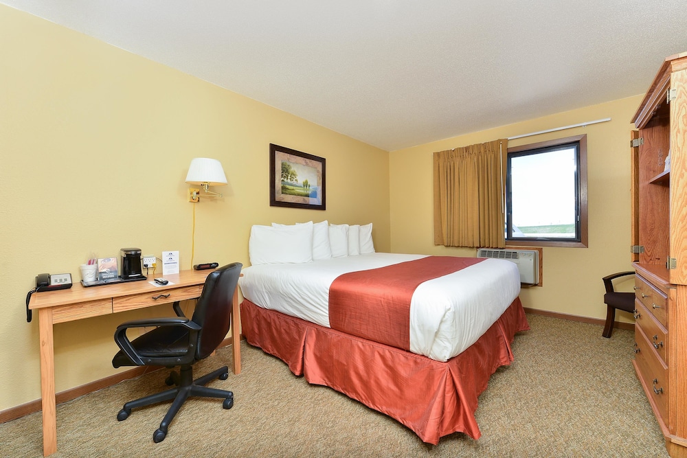 Americas Best Value Inn Kadoka 8/12