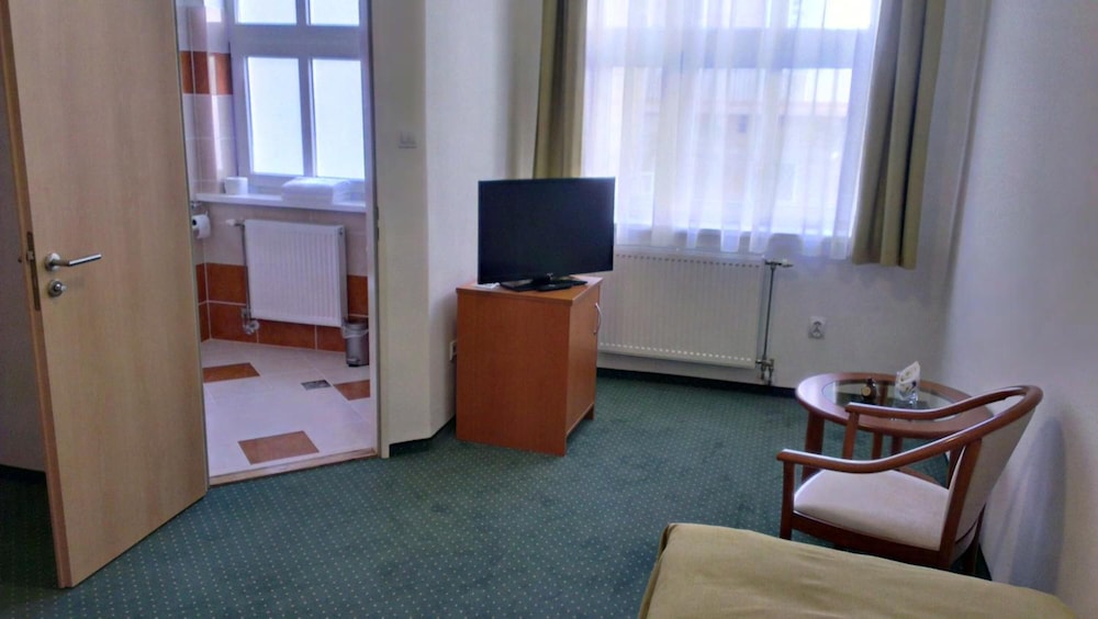 Broadway Panzio 40/45