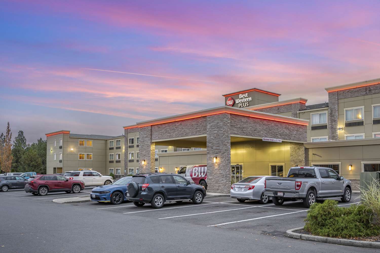 Best Western Plus Peppertree Airport Inn 52/57