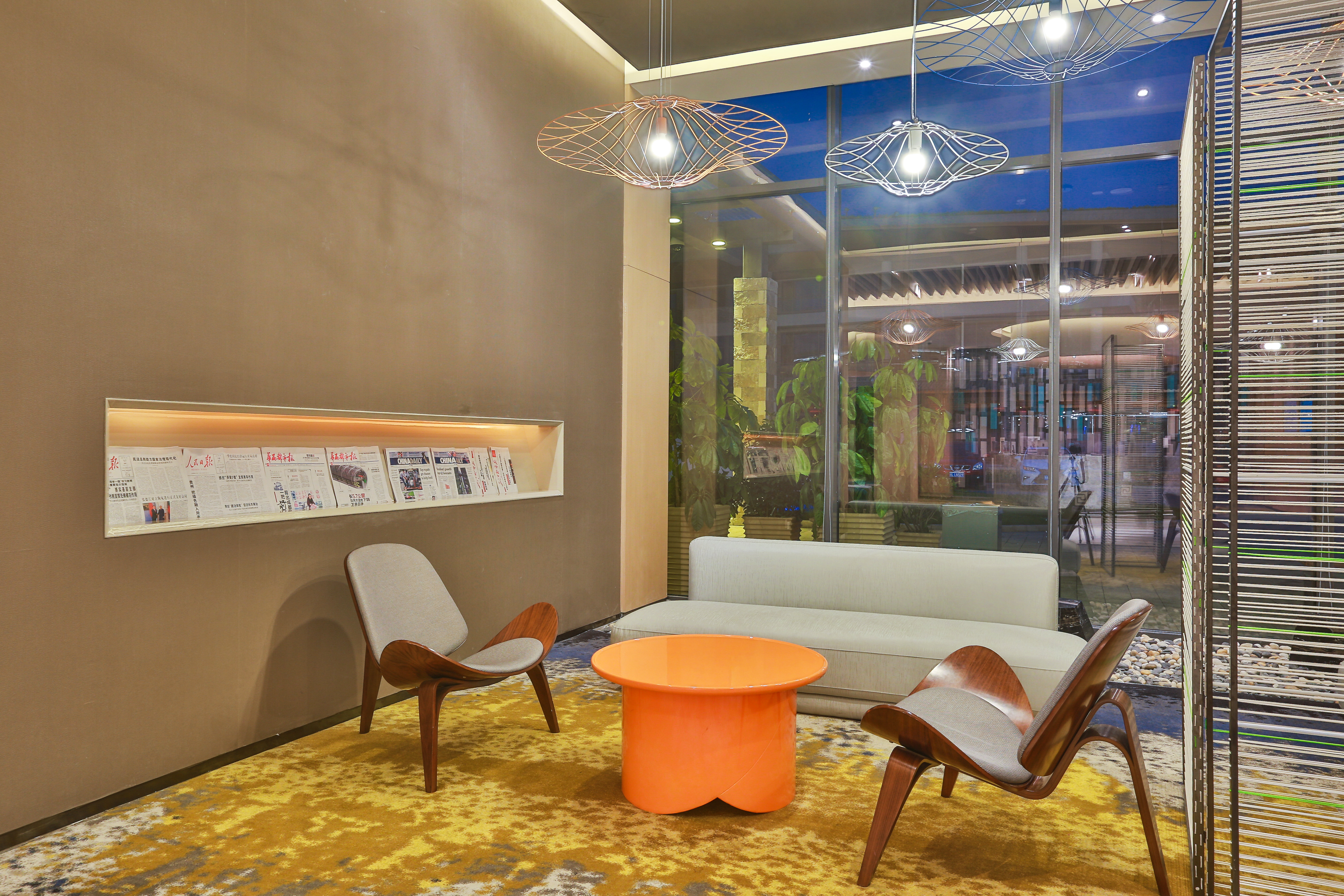 HOLIDAY INN EXPRESS EMEI MOUNTAIN 37/69