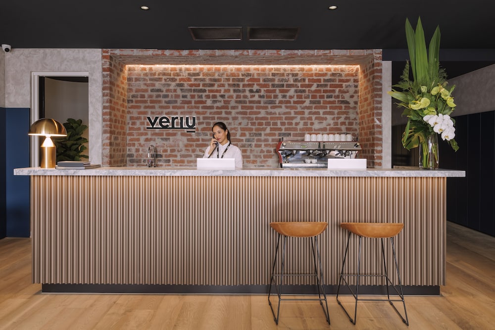 Veriu Collingwood 3/48