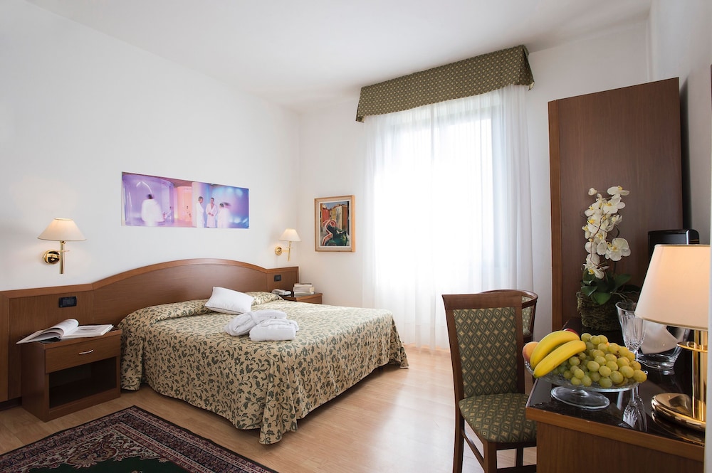 Albergo Angiolino 17/36