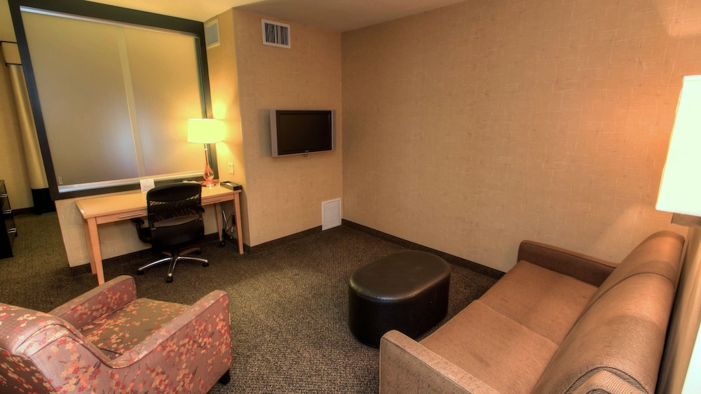 Holiday Inn Boise Airport 36/68