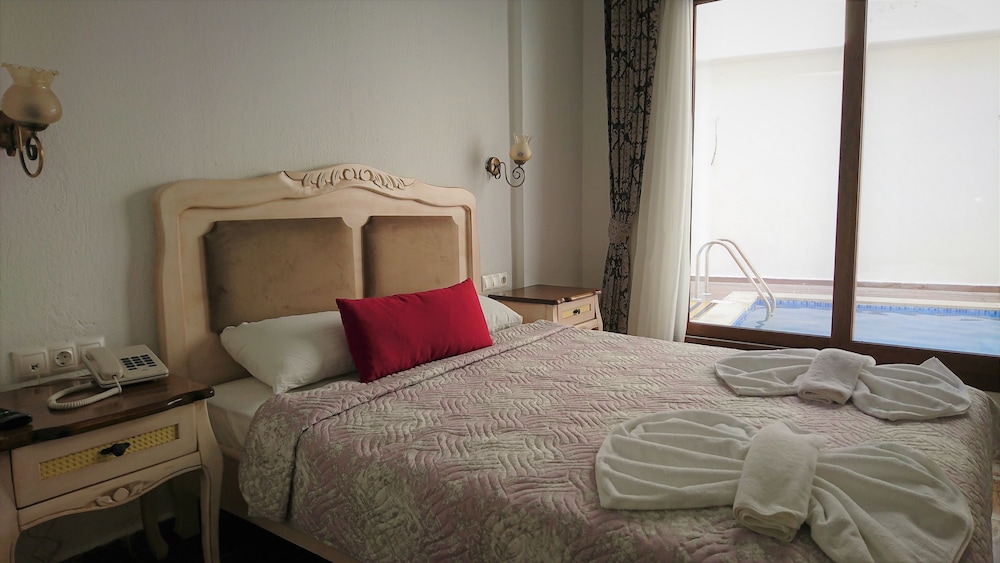 Cennet Life Hotel 17/59