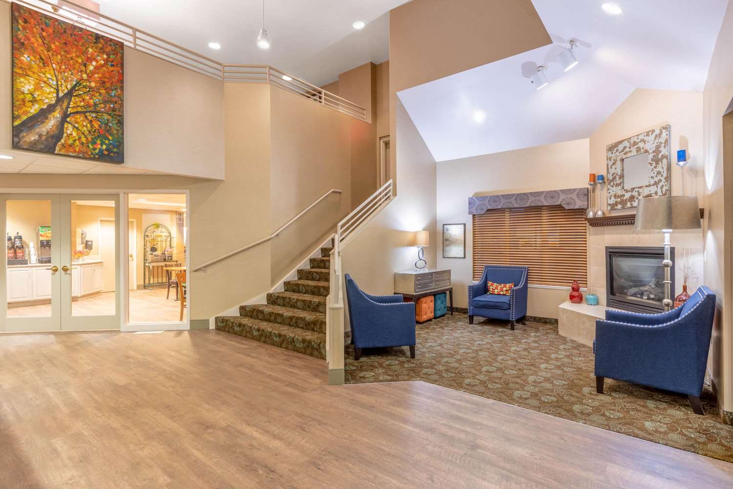 Days Inn by Wyndham Eagan Minnesota Near Mall of America 4/26