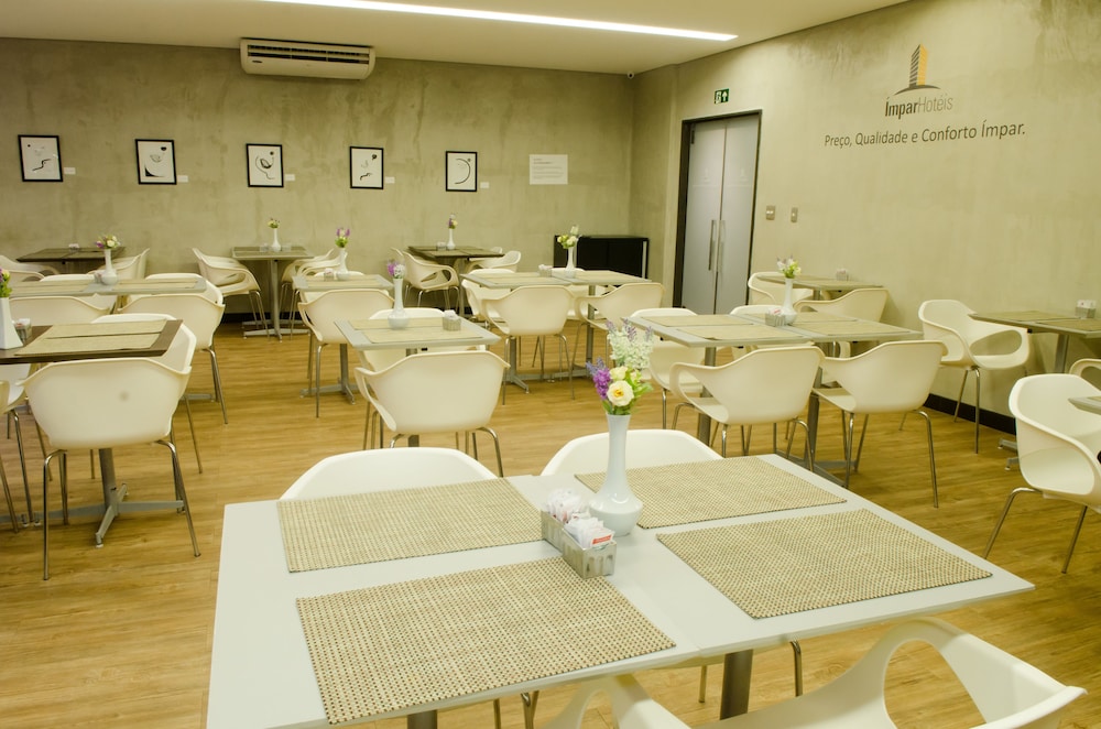 Impar Suites Expominas Hotel 33/49