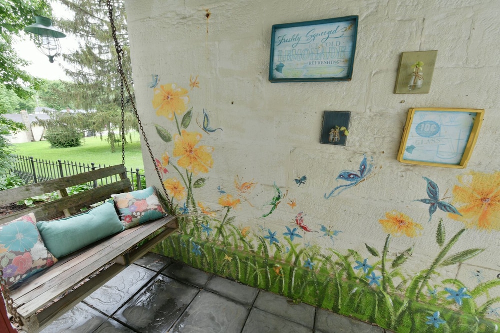 The Pines of Dresden Bed and Breakfast 4/50