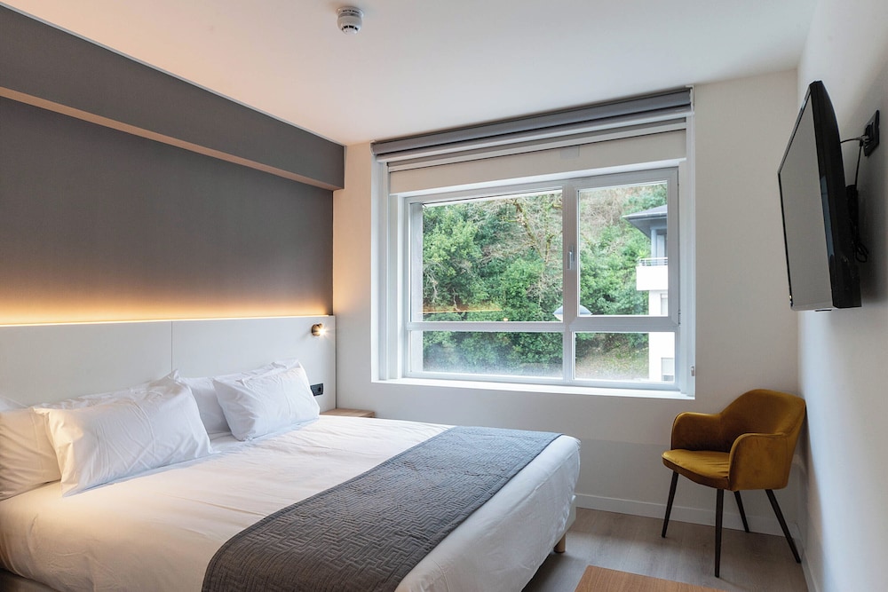 Room, King Bed