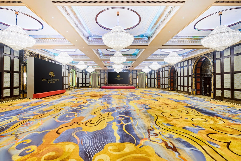 Chateau Star River Guangzhou Hotel 67/74