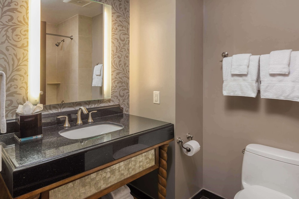 Suite, 2 Queen Beds