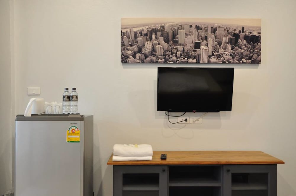 C Room Airport 5/27