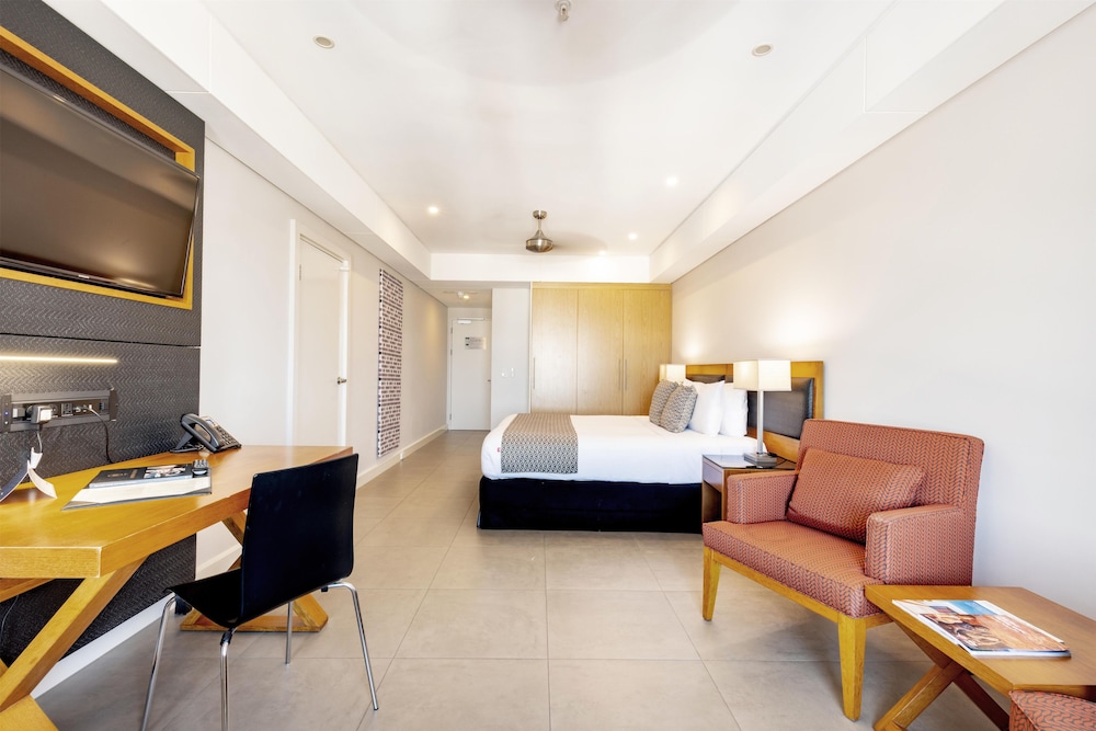 Oaks Darwin Elan Hotel 34/50