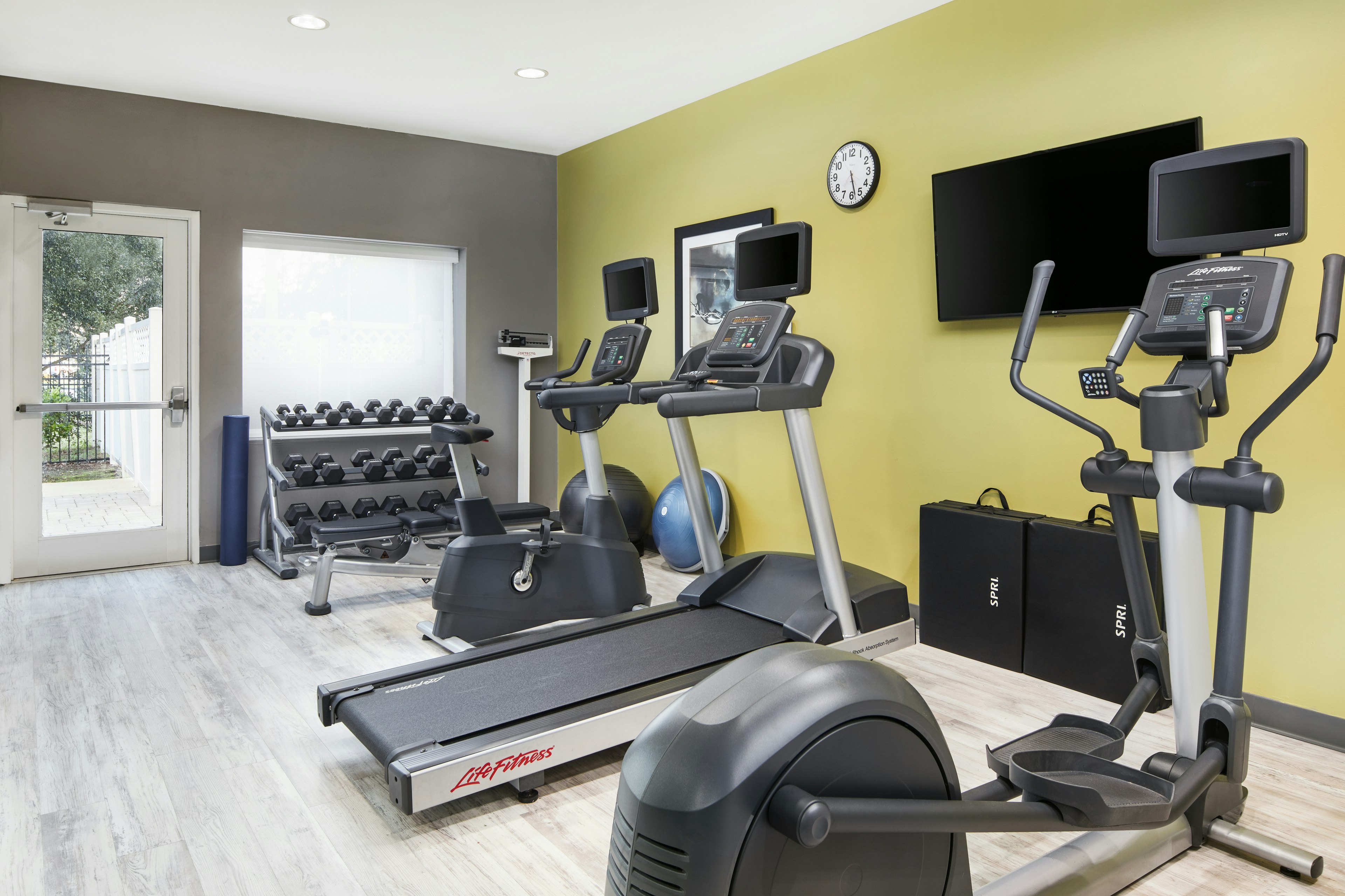 Holiday Inn Express Hotel Suites Palatka Northwest 22/36