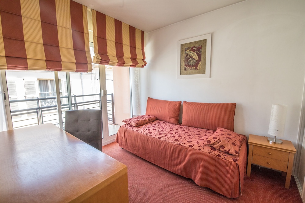 Cannes Croisette Prestige Apparthotel 34/50
