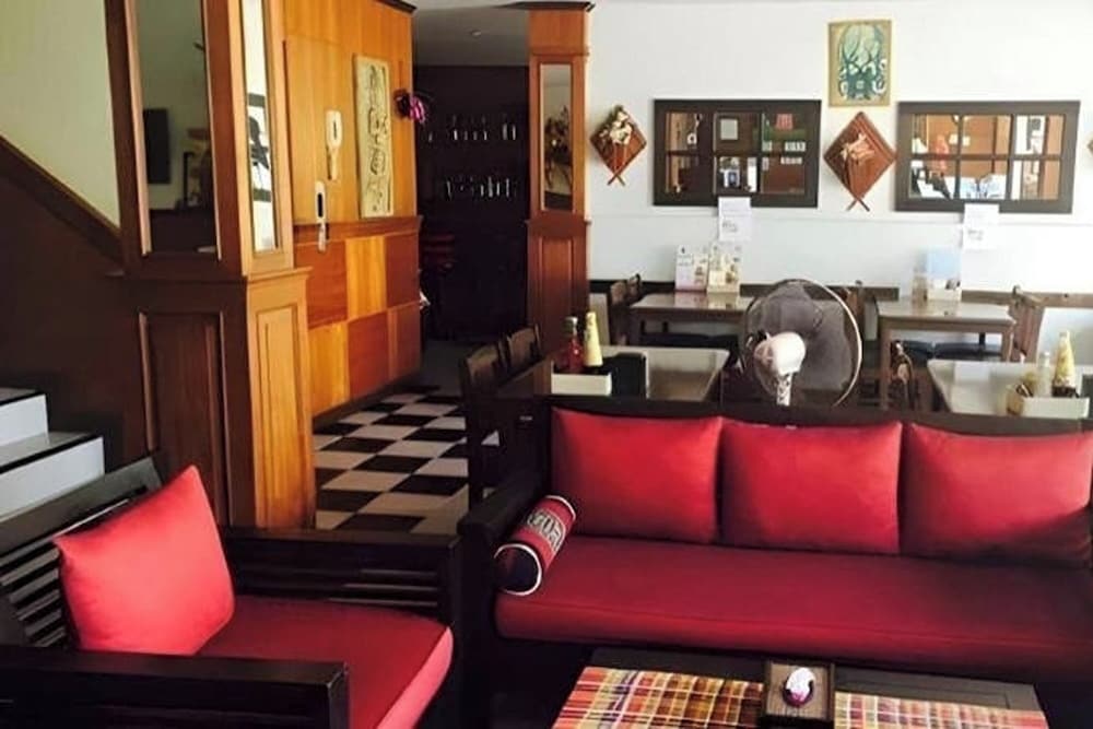 The Nice Hotel 42/68