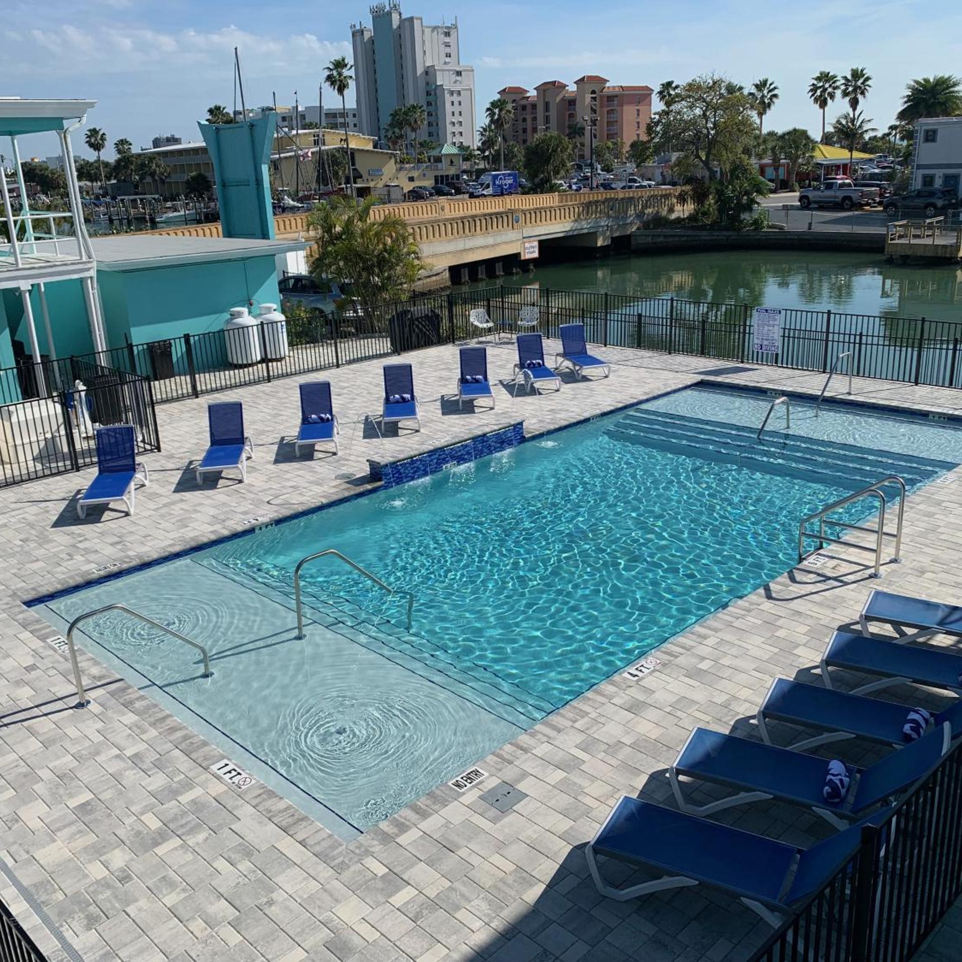 Sea Jay Motel & Marina 28/50